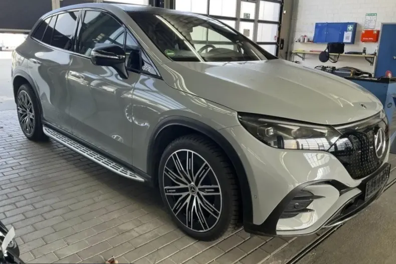 Mercedes-Benz EQE SUV din 2023 cu 14.999 km - oferta MER211375 - foto 2