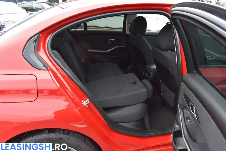 BMW 320 (Seria 3) din 2023 cu 16.315 km - oferta BMW211377 - foto 11