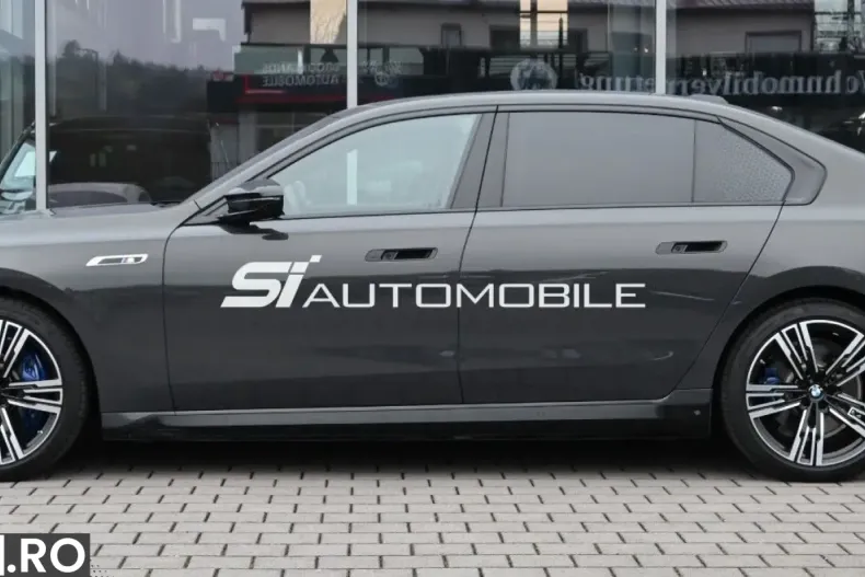 BMW i7 (Seria 7) din 2024 cu 5.500 km - oferta BMW211380 - foto 2