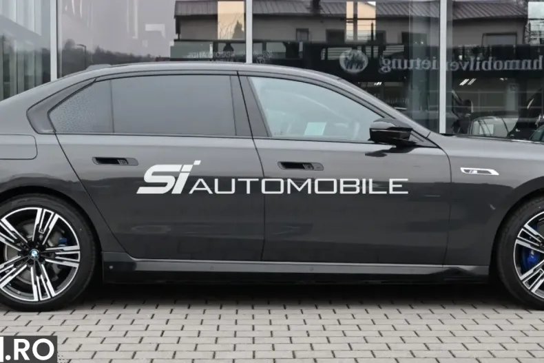BMW i7 (Seria 7) din 2024 cu 5.500 km - oferta BMW211380 - foto 6