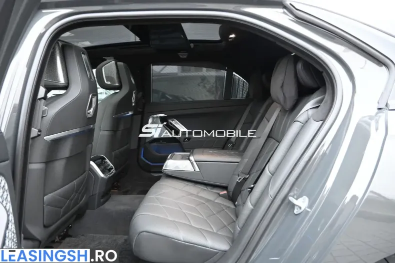 BMW i7 (Seria 7) din 2024 cu 5.500 km - oferta BMW211380 - foto 13