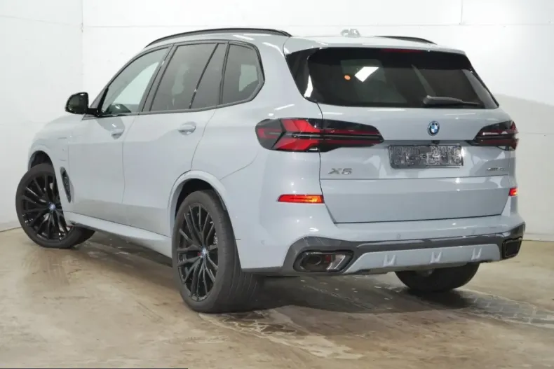 BMW X5 (Seria X) din 2025 cu 5.299 km - oferta BMW211381 - foto 3