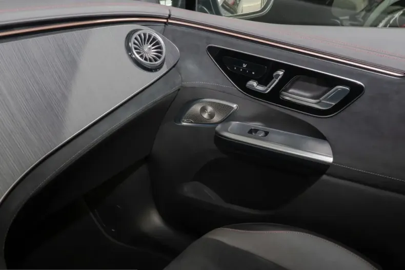 Mercedes-Benz EQE SUV din 2023 cu 5.535 km - oferta MER211391 - foto 14