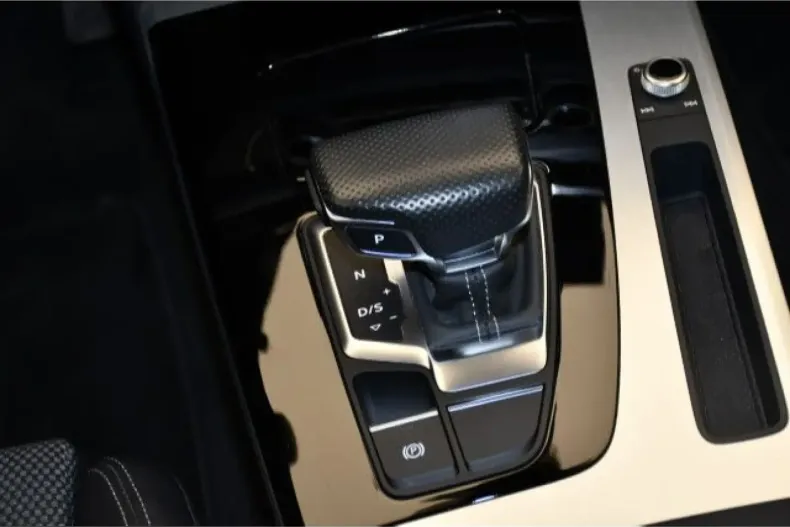 Audi Q5 din 2022 cu 92.950 km - oferta AUD211394 - foto 6