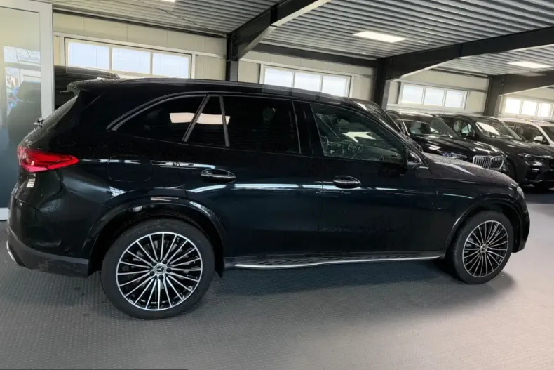 Mercedes-Benz GLC 300 (Clasa GLC) din 2025 cu 21.890 km - oferta MER211395 - foto 2