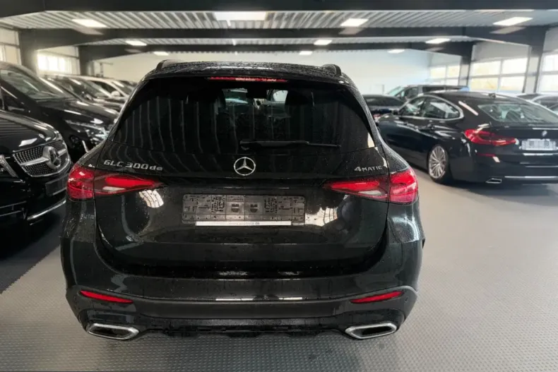Mercedes-Benz GLC 300 (Clasa GLC) din 2025 cu 21.890 km - oferta MER211395 - foto 4