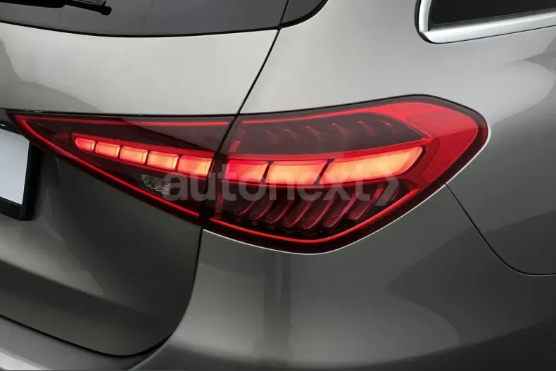 Mercedes-Benz C 220 (Clasa C) din 2022 cu 69.050 km - oferta MER211399 - foto 29