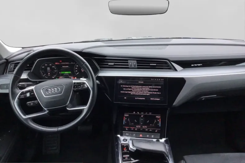 Audi Q8 e-tron din 2023 cu 48.979 km - oferta AUD211405 - foto 4
