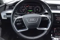 Audi Q8 e-tron din 2023 cu 48.979 km - oferta AUD211405 - foto 8