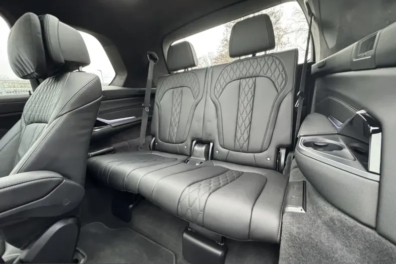 BMW X7 (Seria X) din 2025 cu 26.355 km - oferta BMW211408 - foto 31