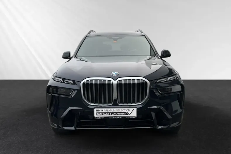 BMW X7 (Seria X) din 2025 cu 24.550 km - oferta BMW211412 - foto 1