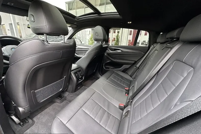 BMW X4 (Seria X) din 2024 cu 18.666 km - oferta BMW211418 - foto 20