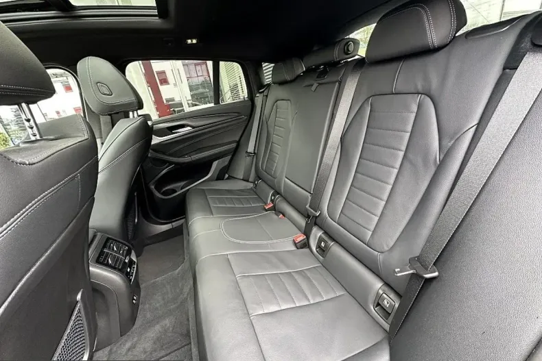 BMW X4 (Seria X) din 2024 cu 18.666 km - oferta BMW211418 - foto 21