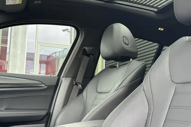 BMW X4 (Seria X) din 2024 cu 18.666 km - oferta BMW211418 - foto 46