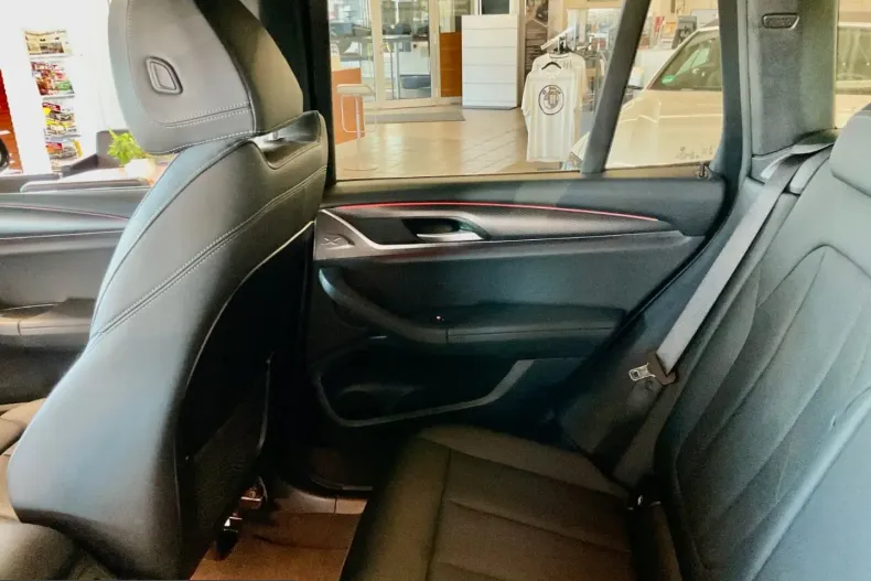 BMW X3 (Seria X) din 2023 cu 61.890 km - oferta BMW211419 - foto 19