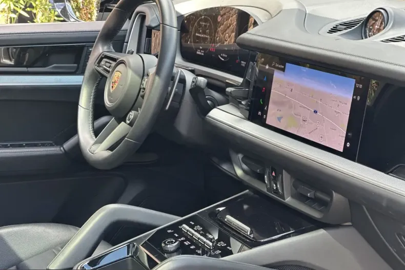 Porsche Cayenne din 2023 cu 59.250 km - oferta POR211435 - foto 13