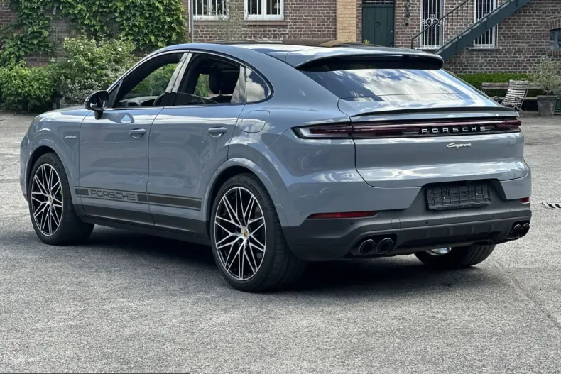 Porsche Cayenne din 2023 cu 59.250 km - oferta POR211435 - foto 21
