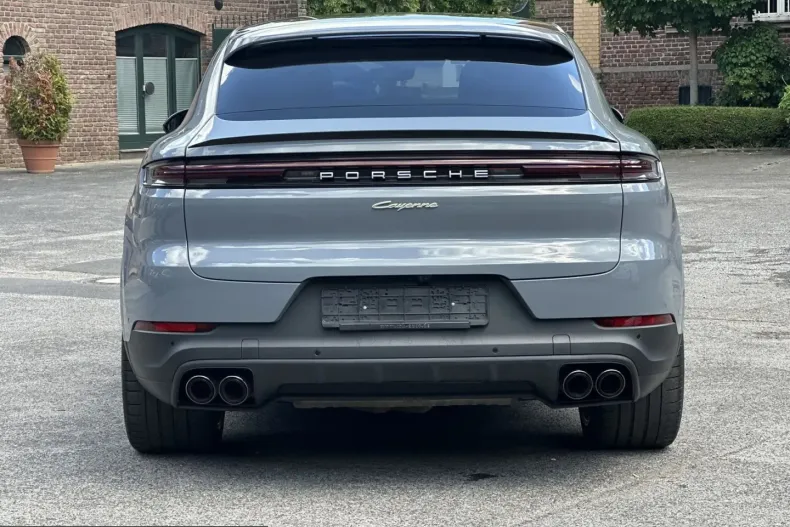 Porsche Cayenne din 2023 cu 59.250 km - oferta POR211435 - foto 23