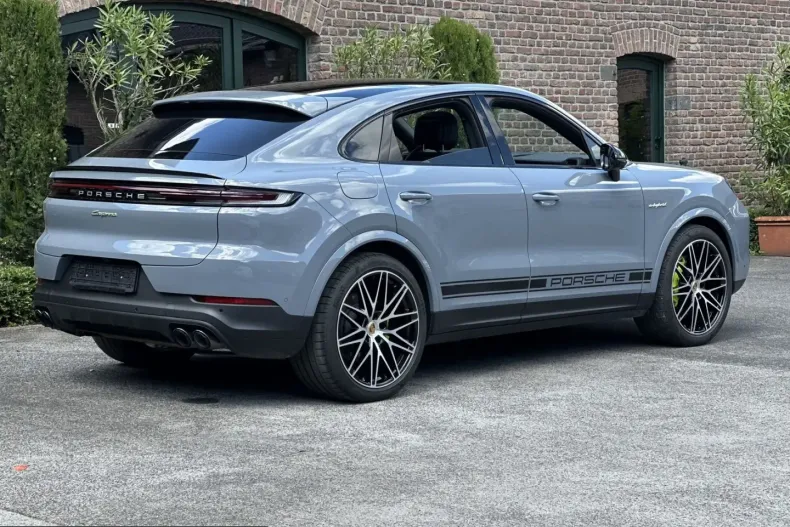 Porsche Cayenne din 2023 cu 59.250 km - oferta POR211435 - foto 28
