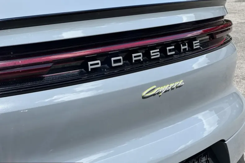 Porsche Cayenne din 2023 cu 59.250 km - oferta POR211435 - foto 30