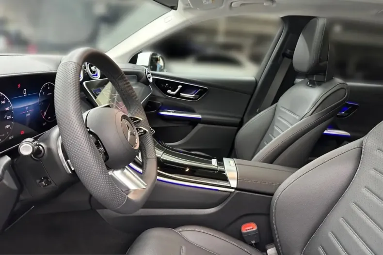 Mercedes-Benz GLC 220 (Clasa GLC) din 2025 cu 7.500 km - oferta MER211436 - foto 7