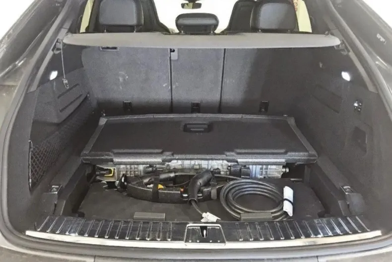 Porsche Cayenne din 2024 cu 11.990 km - oferta POR211438 - foto 7