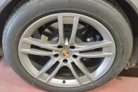 Porsche Cayenne din 2024 cu 11.990 km - oferta POR211438 - foto 8