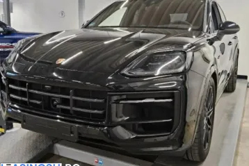 Porsche Cayenne din 2024 - oferta POR211439