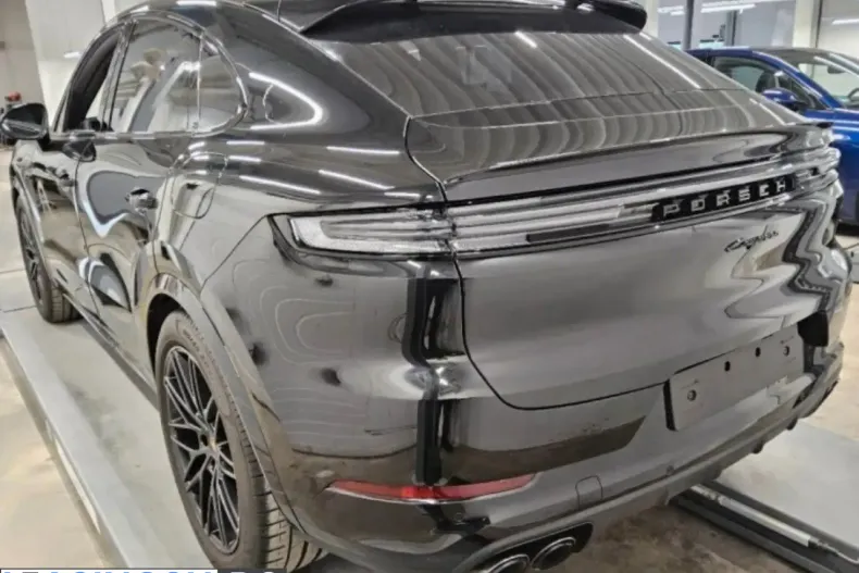 Porsche Cayenne din 2024 cu 49.500 km - oferta POR211439 - foto 4