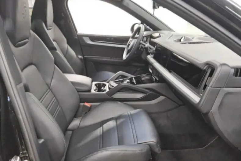 Porsche Cayenne din 2024 cu 49.500 km - oferta POR211439 - foto 6