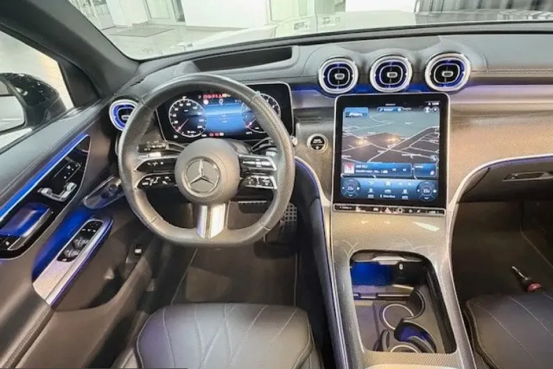 Mercedes-Benz GLC 200 (Clasa GLC) din 2023 cu 7.800 km - oferta MER211440 - foto 14
