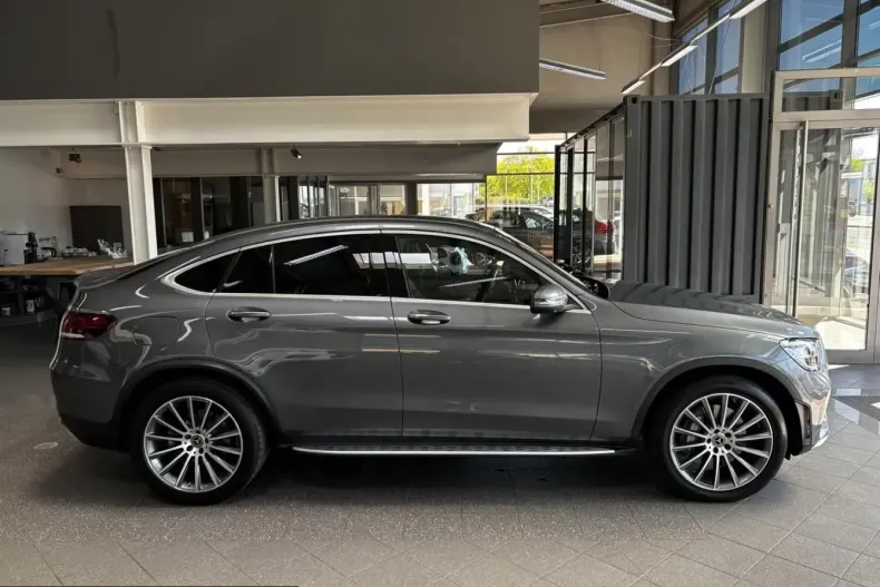 Mercedes-Benz GLC 300 (Clasa GLC) din 2024 cu 42.200 km - oferta MER211442 - foto 4
