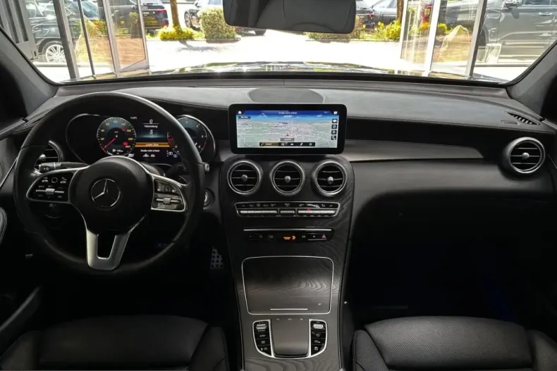 Mercedes-Benz GLC 300 (Clasa GLC) din 2024 cu 42.200 km - oferta MER211442 - foto 15