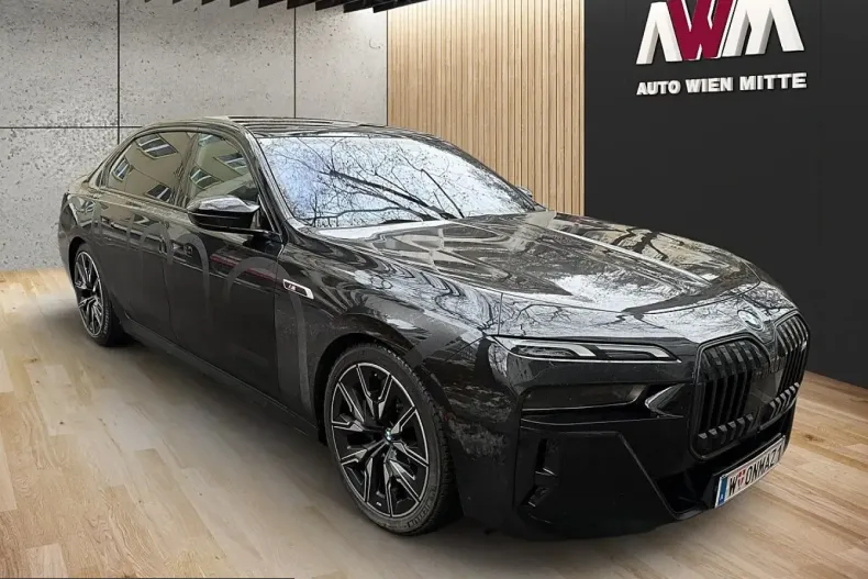 BMW M760 (Seria 7) din 2024 cu 30.000 km - oferta BMW211449 - foto 2