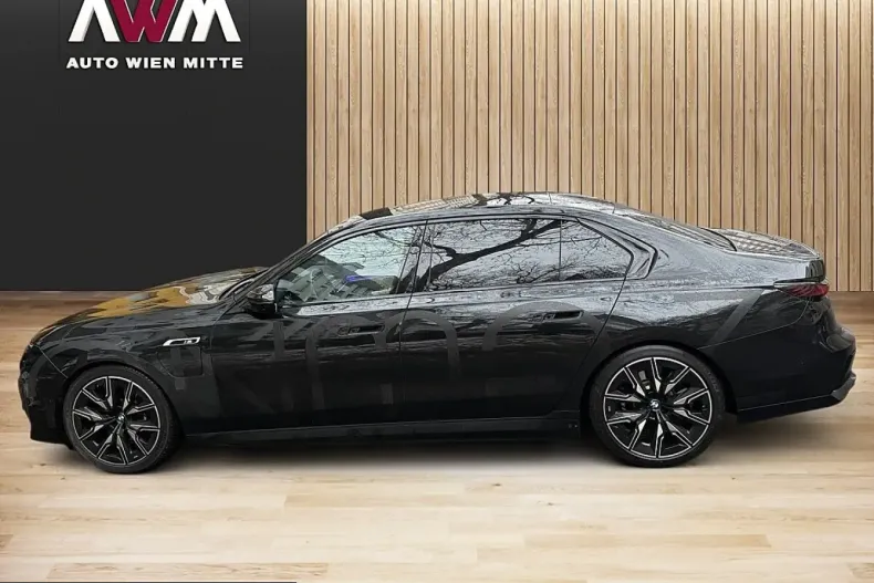 BMW M760 (Seria 7) din 2024 cu 30.000 km - oferta BMW211449 - foto 6