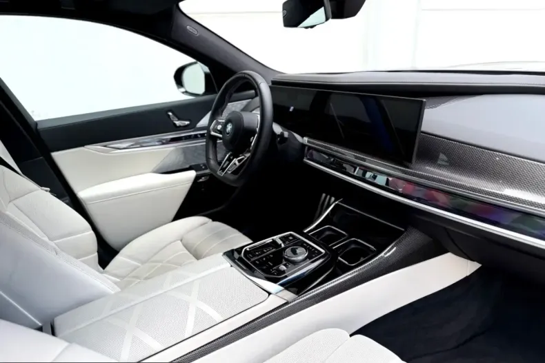 BMW i7 (Seria 7) din 2023 cu 26.000 km - oferta BMW211450 - foto 22
