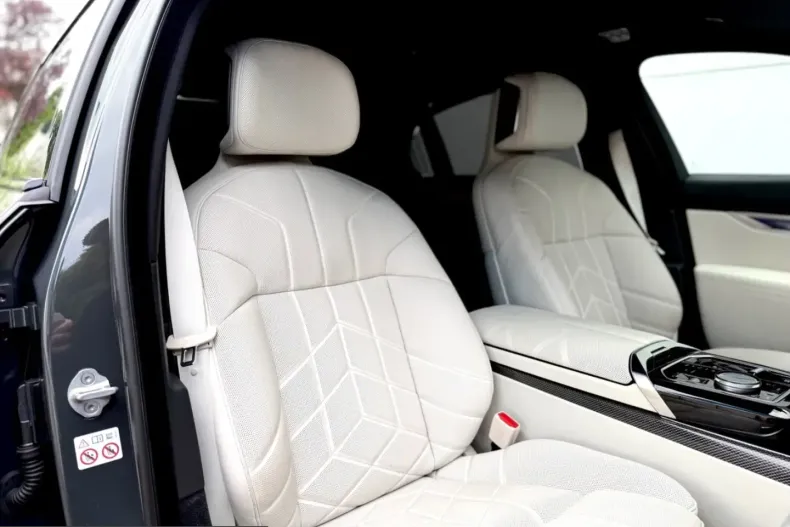 BMW i7 (Seria 7) din 2023 cu 26.000 km - oferta BMW211450 - foto 25