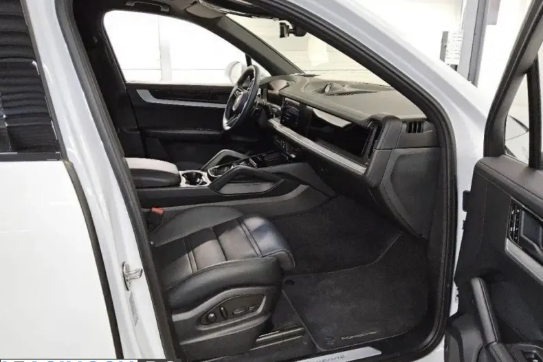 Porsche Cayenne din 2024 cu 15.900 km - oferta POR211465 - foto 6