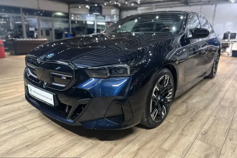 BMW i5 (Seria 5) din 2024 cu 29.797 km - oferta BMW211469 - foto 3