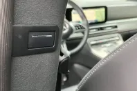 Mercedes-Benz V 300 (Clasa V) din 2025 cu 23.750 km - oferta MER211472 - foto 17
