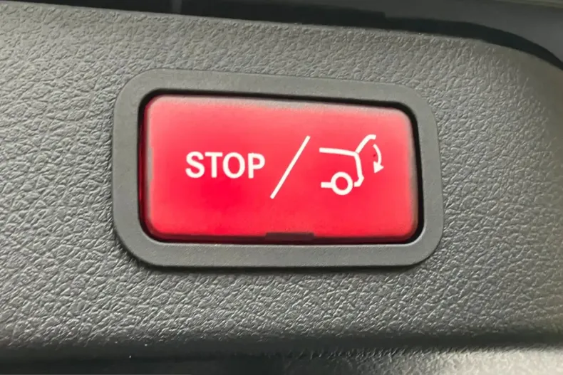 Mercedes-Benz V 300 (Clasa V) din 2025 cu 23.750 km - oferta MER211472 - foto 18