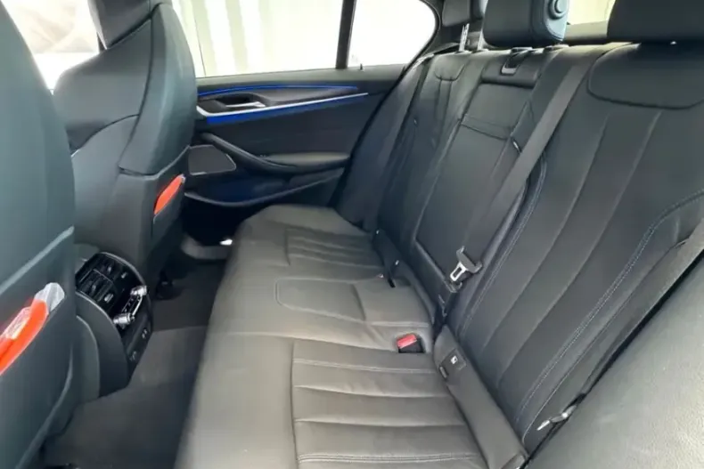 BMW M550 (Seria 5) din 2022 cu 55.150 km - oferta BMW211475 - foto 10