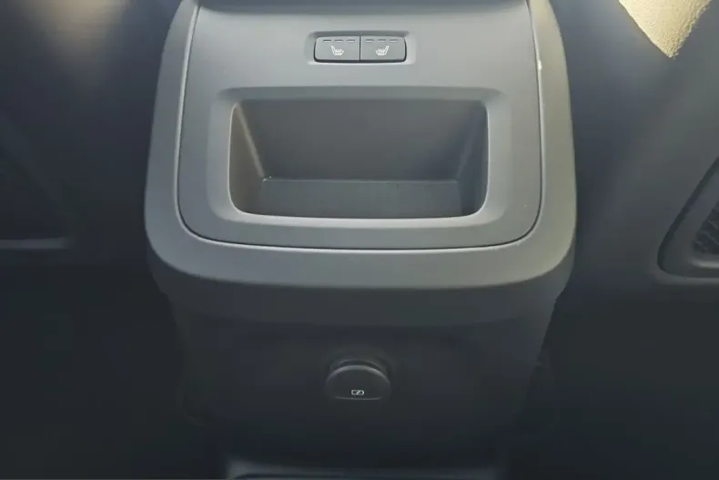 Volvo XC60 din 2024 cu 29.950 km - oferta VOL211481 - foto 17