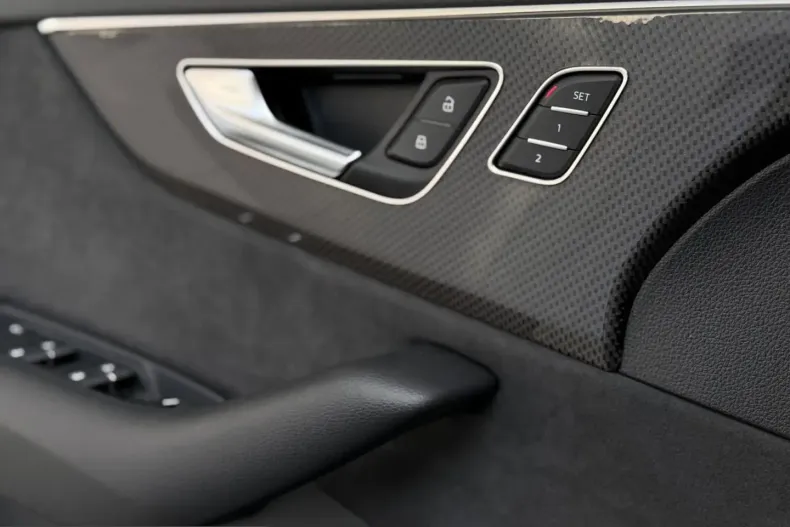 Audi SQ8 din 2023 cu 60.000 km - oferta AUD211487 - foto 19