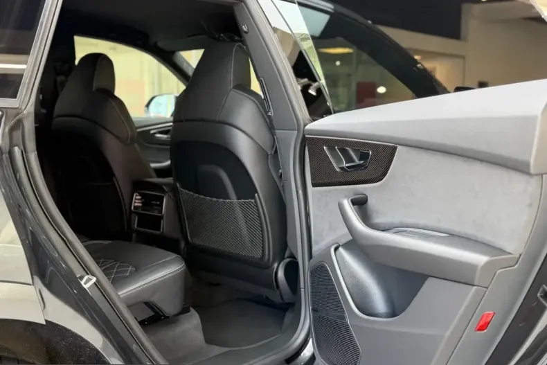 Audi SQ8 din 2023 cu 60.000 km - oferta AUD211487 - foto 24