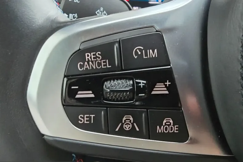 BMW i4 (Seria 4) din 2023 cu 13.998 km - oferta BMW211511 - foto 10