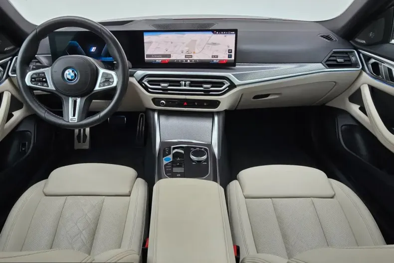 BMW i4 (Seria 4) din 2023 cu 13.998 km - oferta BMW211511 - foto 27
