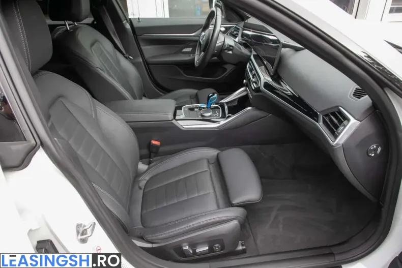 BMW i4 (Seria 4) din 2023 cu 40.379 km - oferta BMW211512 - foto 3