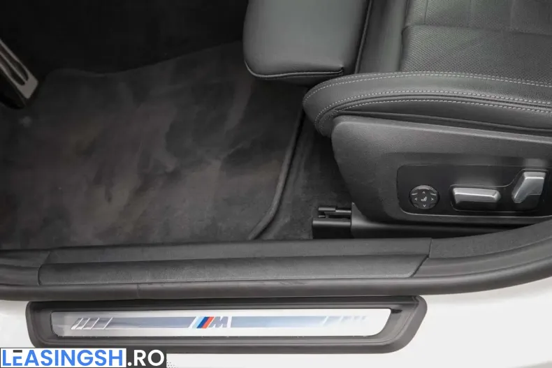 BMW i4 (Seria 4) din 2023 cu 40.379 km - oferta BMW211512 - foto 10