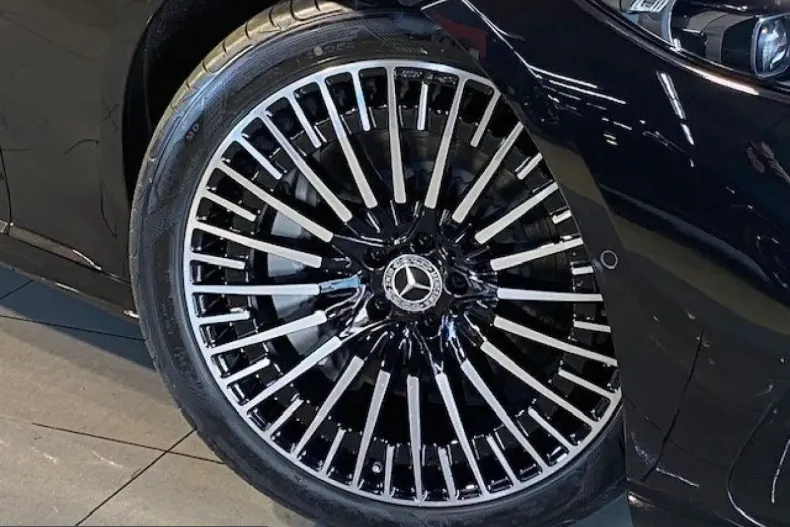 Mercedes-Benz EQS din 2024 cu 39.500 km - oferta MER211516 - foto 3